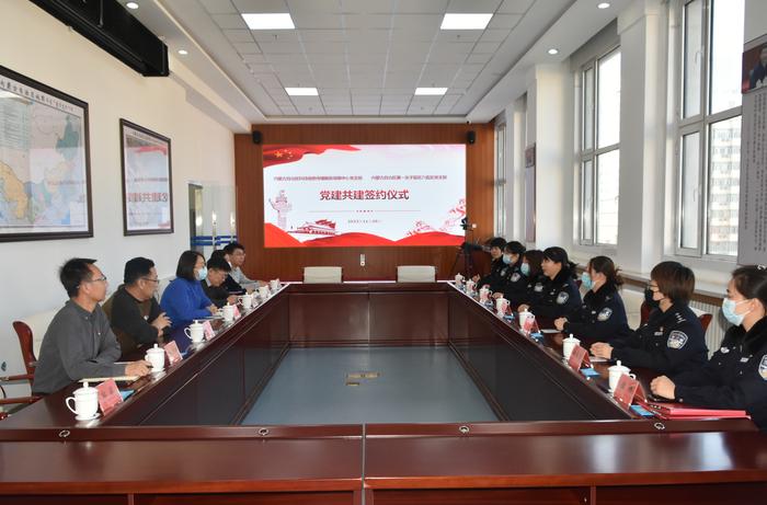 185ee71ef16ade27a733d37ea0b0ee8 185ee71ef16ade27a733d37ea0b0ee8