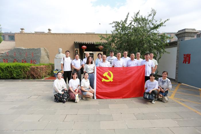 fb143f5ea5eb291465b3243c2142e22 fb143f5ea5eb291465b3243c2142e22