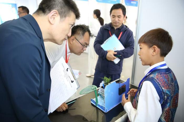 4a5690e255cef3de343176d9f3f6da4 4a5690e255cef3de343176d9f3f6da4